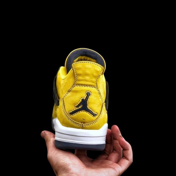 Air Jordan 4 - Picture 6 of 9